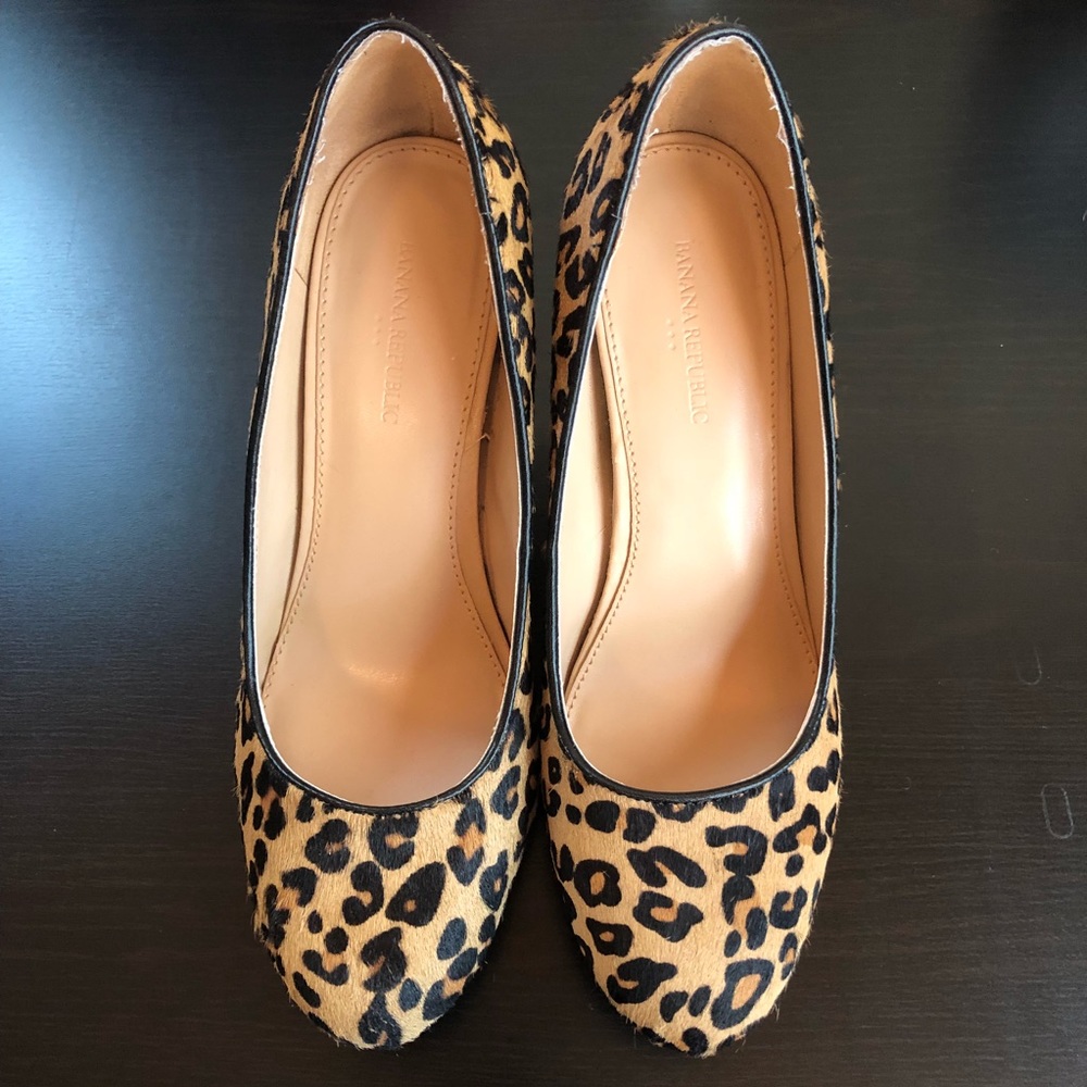 Banana Republic Calf Hair Wedges